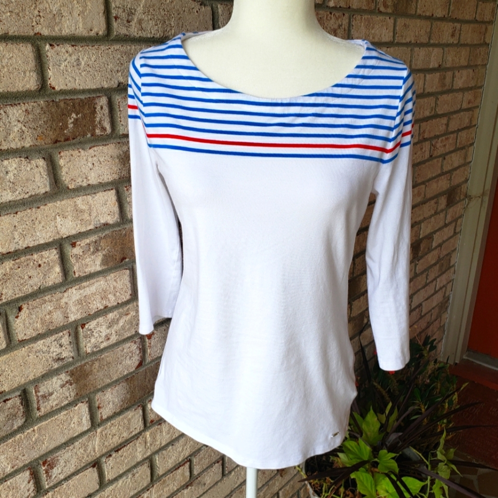 Tommy Hilfiger White Quarter length sleeves knit top. Red and blue stripes . Med